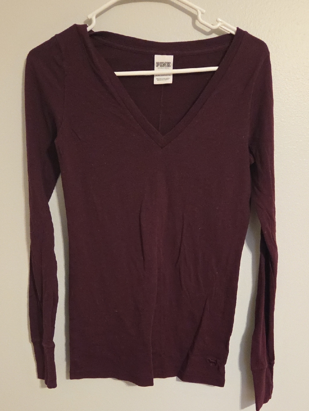 PINK Victoria's Secret V‑Neck Long Sleeve Top in Plum